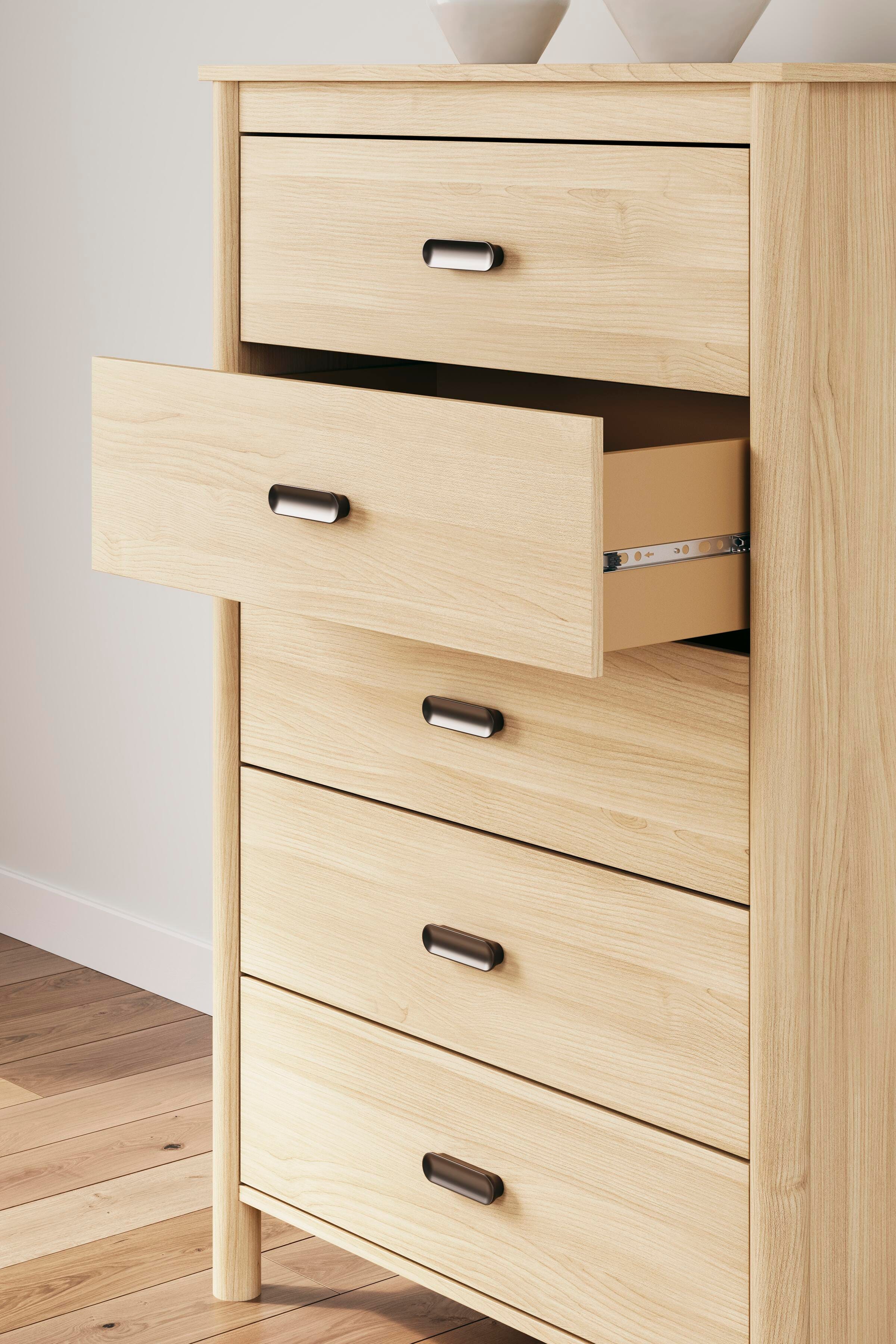 Cabinella Platform Bed, Dresser and Chest