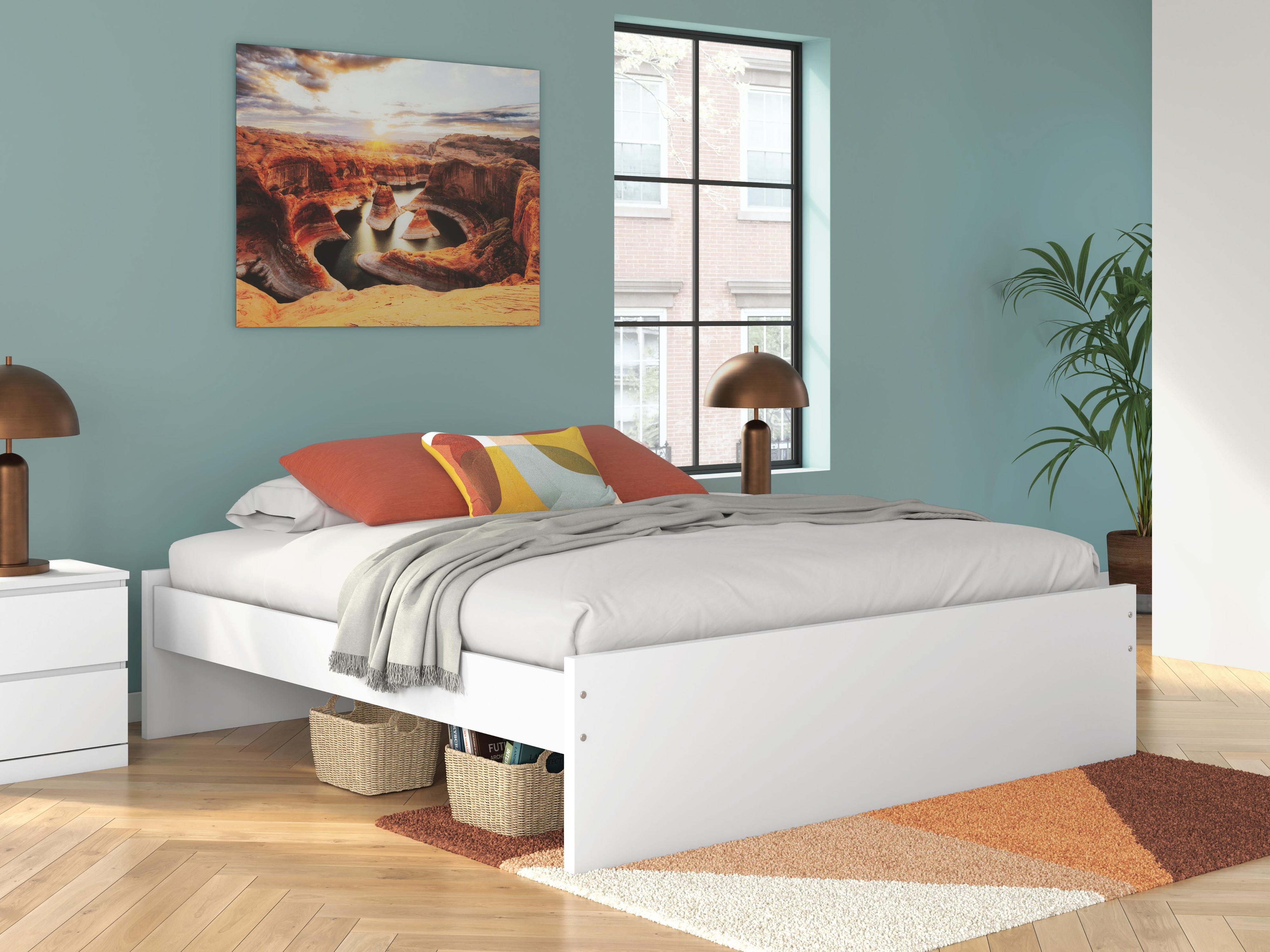 Onita Platform Bed