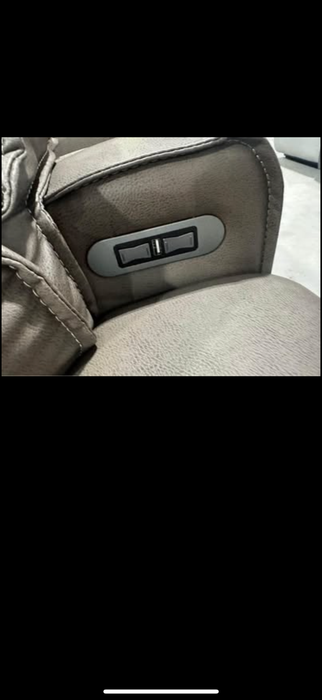 New Thomas Payne 80” Sofa Sleeper with 66” Dual Recliner with Center Console
