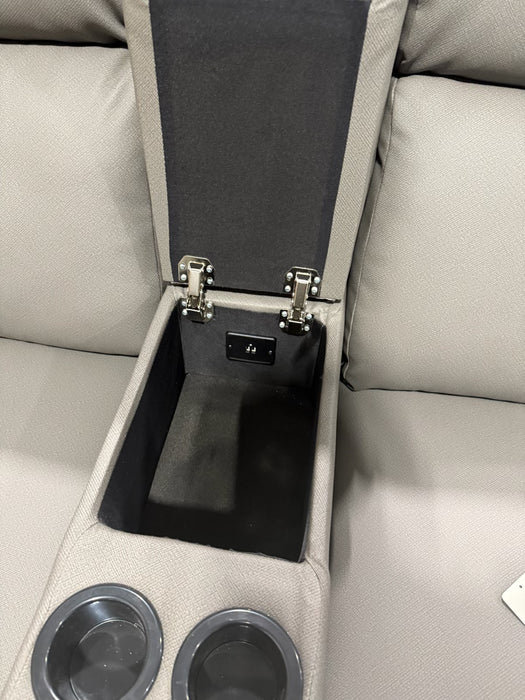 66” Manual Dual Recliner with Center Console/USB/Cupholders