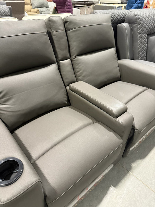 60” Dual Recliner with Center Console