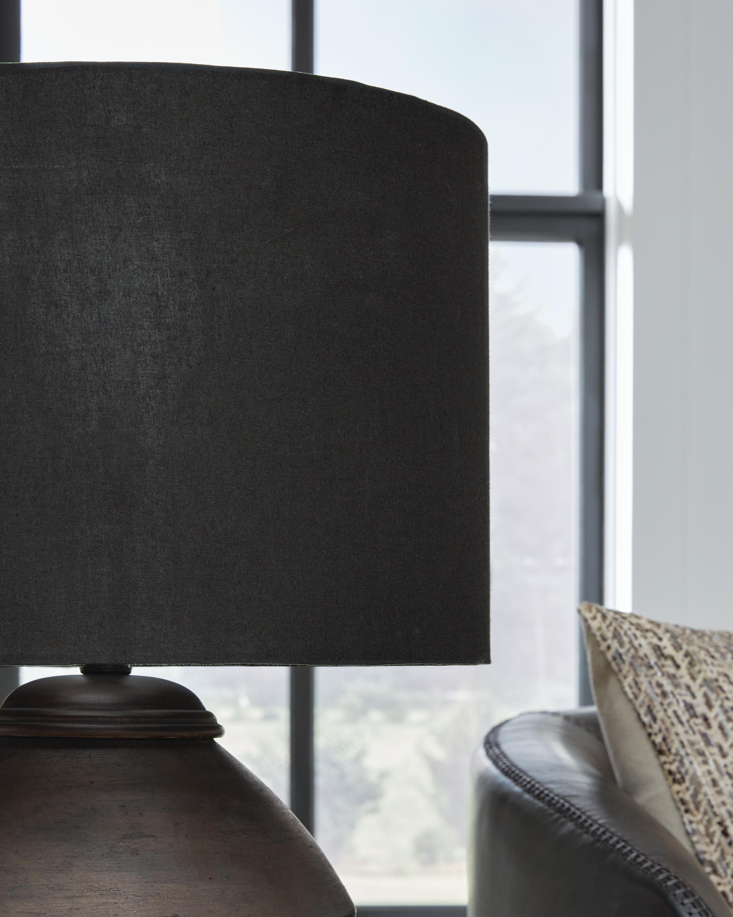 Naareman Table Lamp
