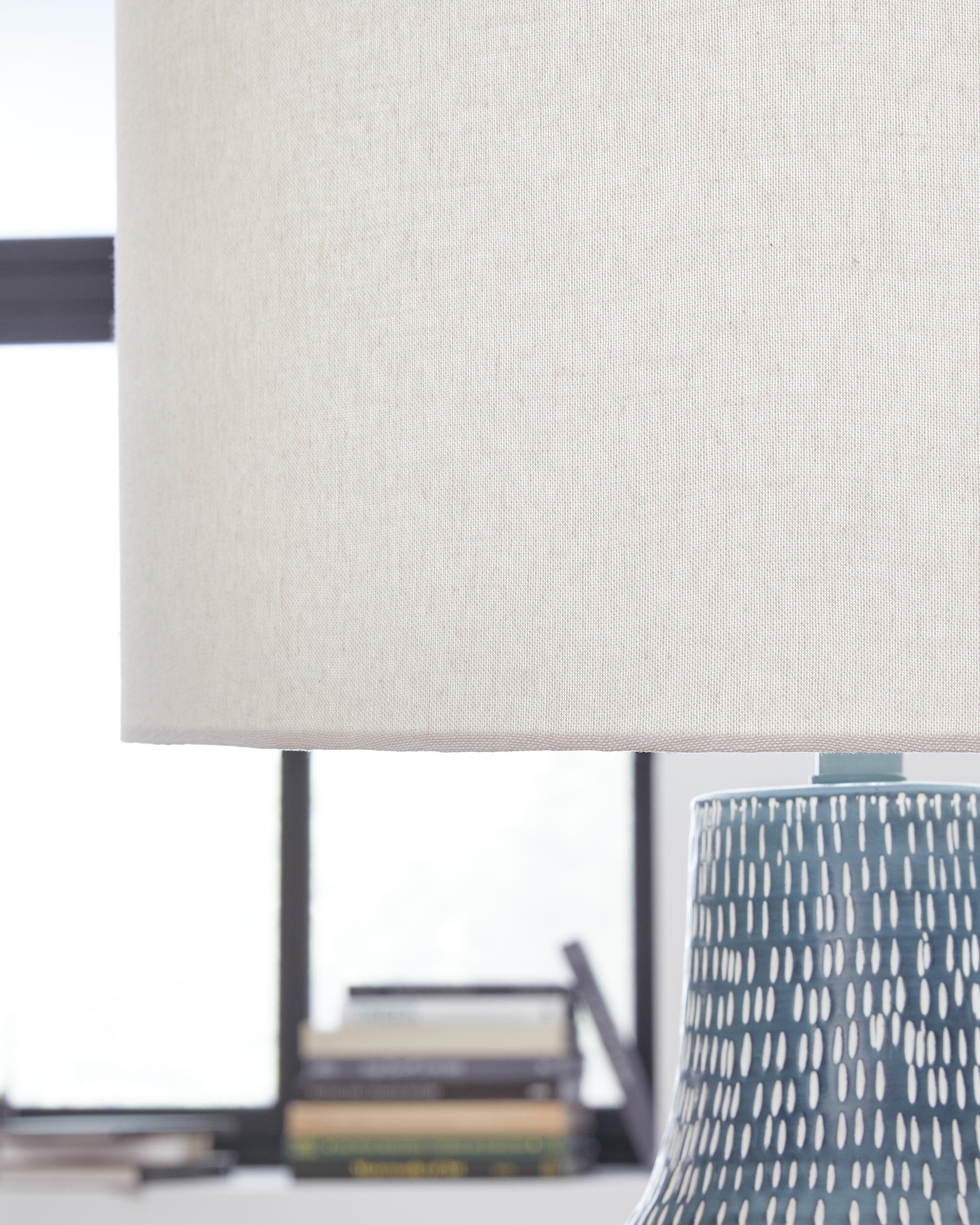 Schylarmont 2-Piece Table Lamp Set