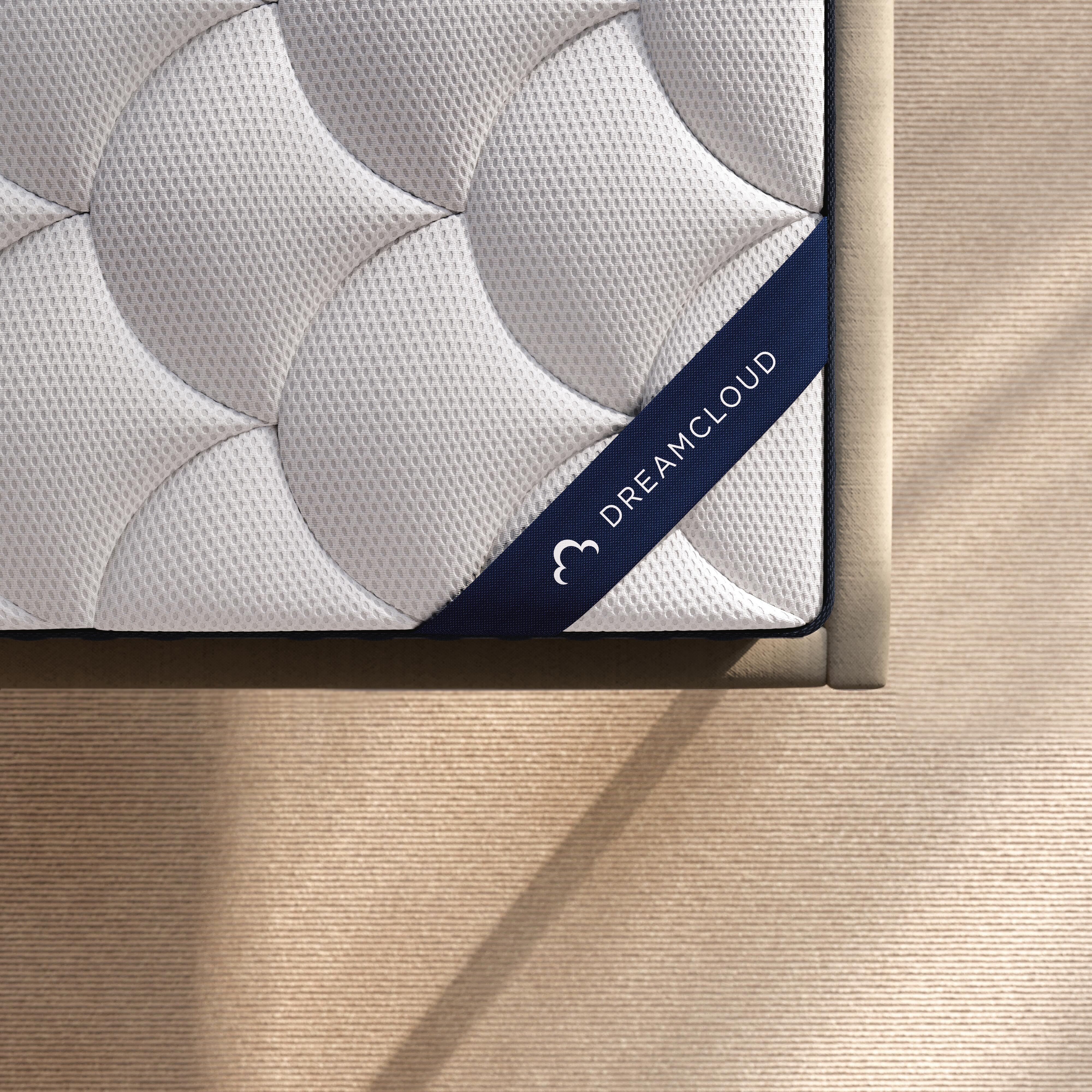 Dreamcloud Classic Memory Foam Mattress