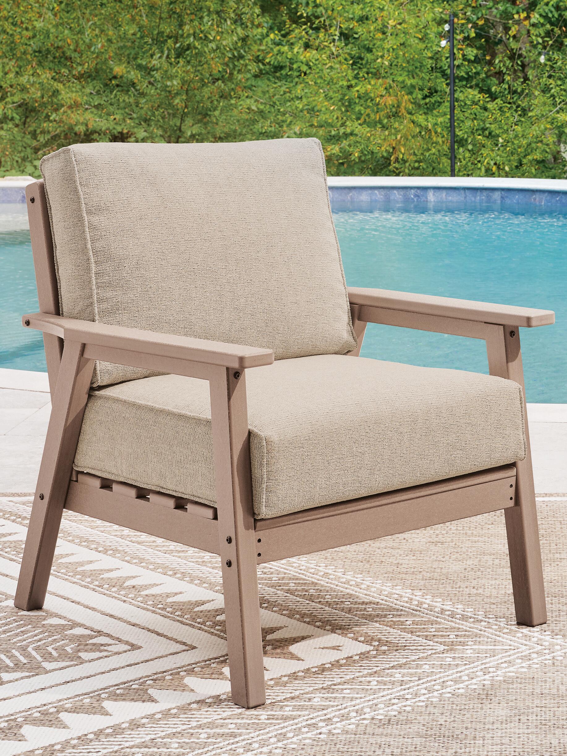 Grover Beach 2 Outdoor Lounge Chairs with End Table