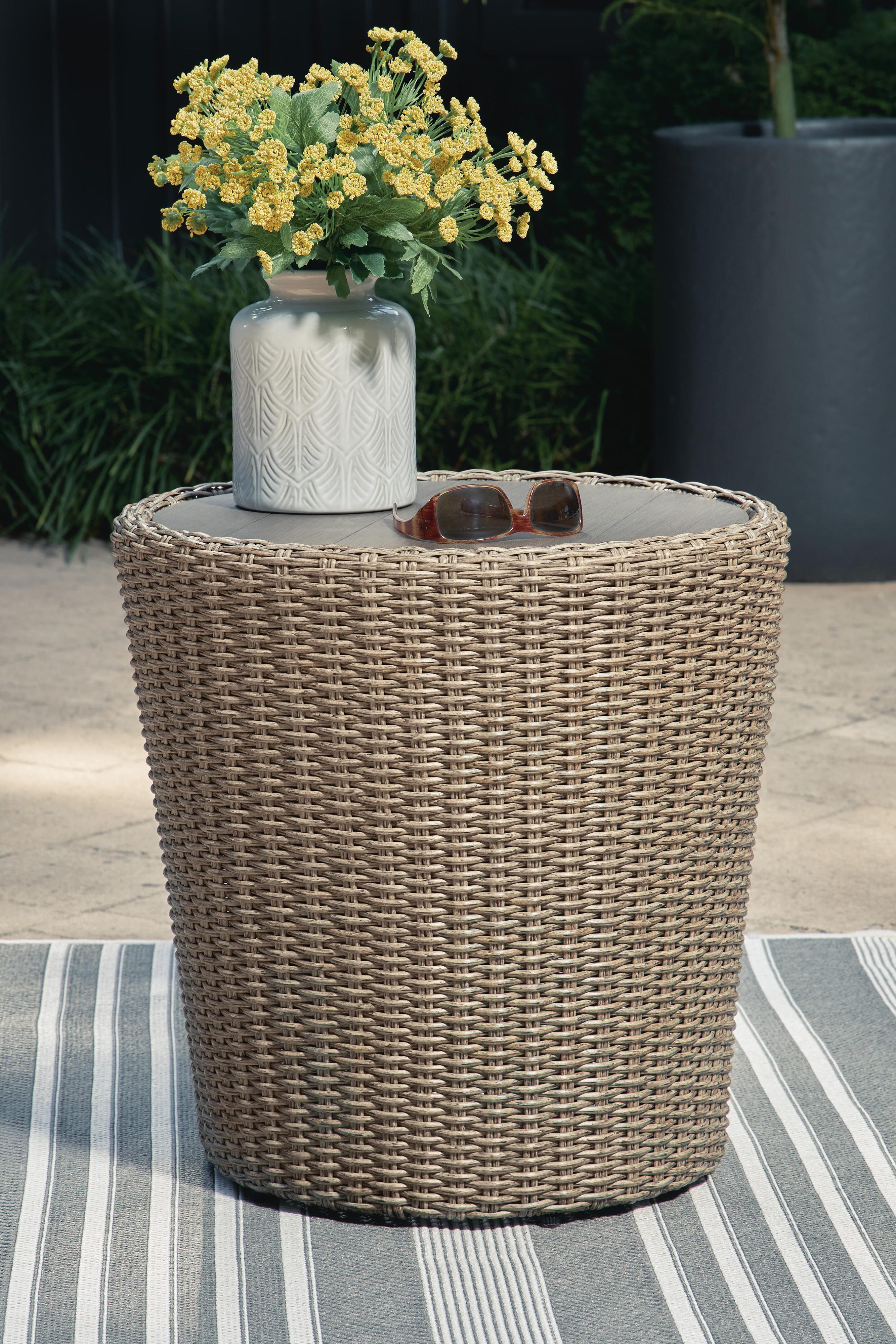 Danson 2 Swivel Lounge Chairs and End Table
