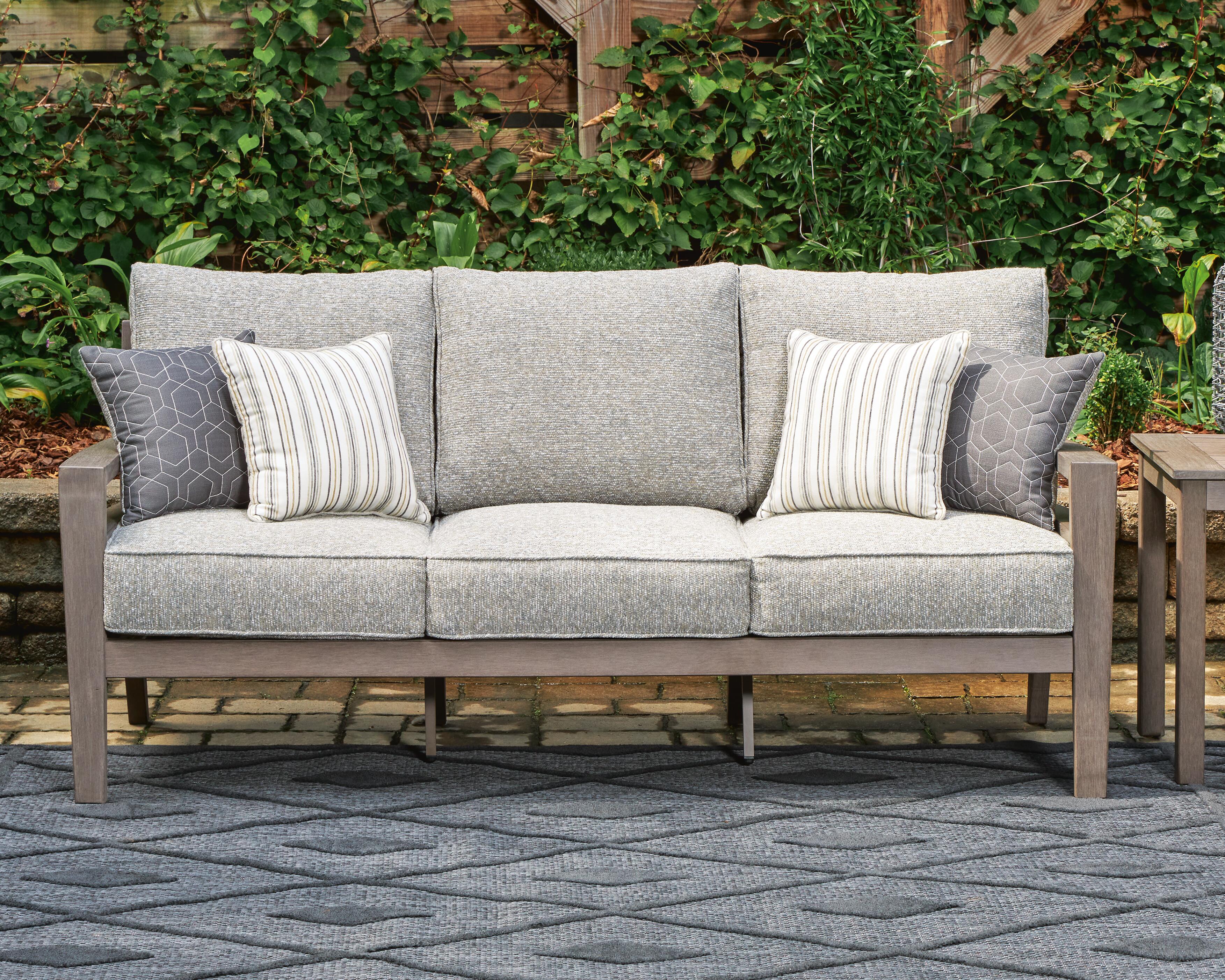 Hillside Barn Outdoor Sofa and 2 Chairs with Coffee Table
