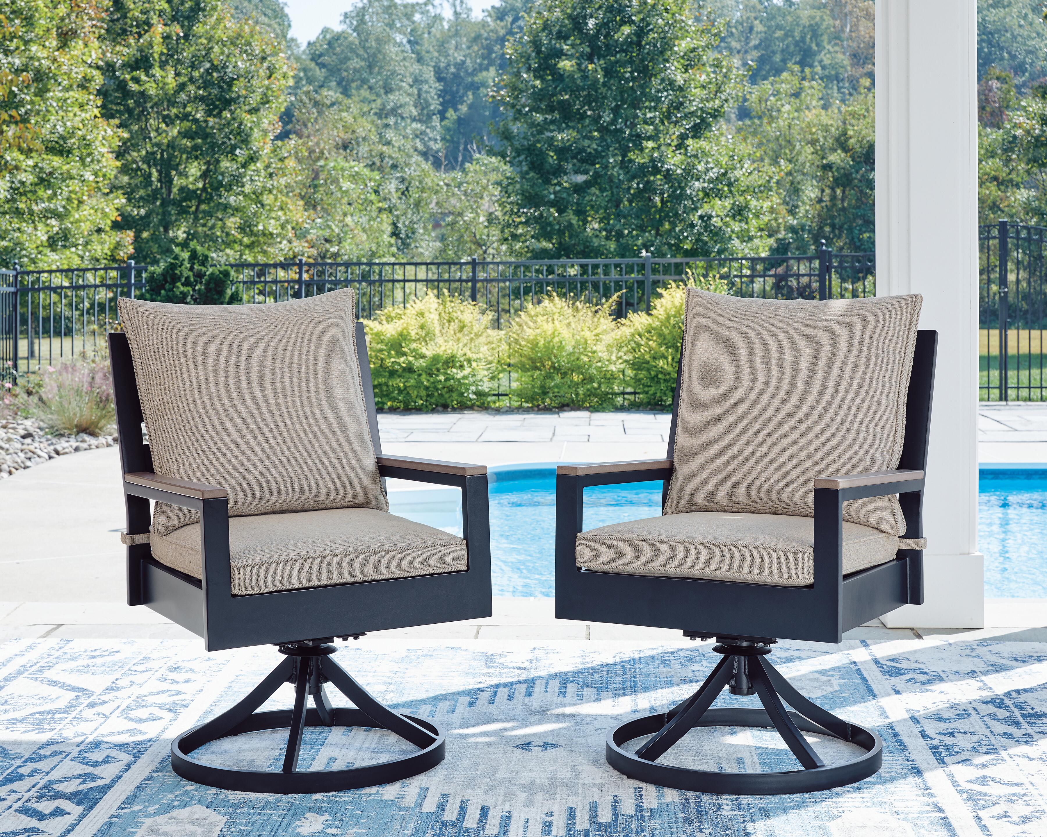East Beach Outdoor Dining Table and 4 Chairs