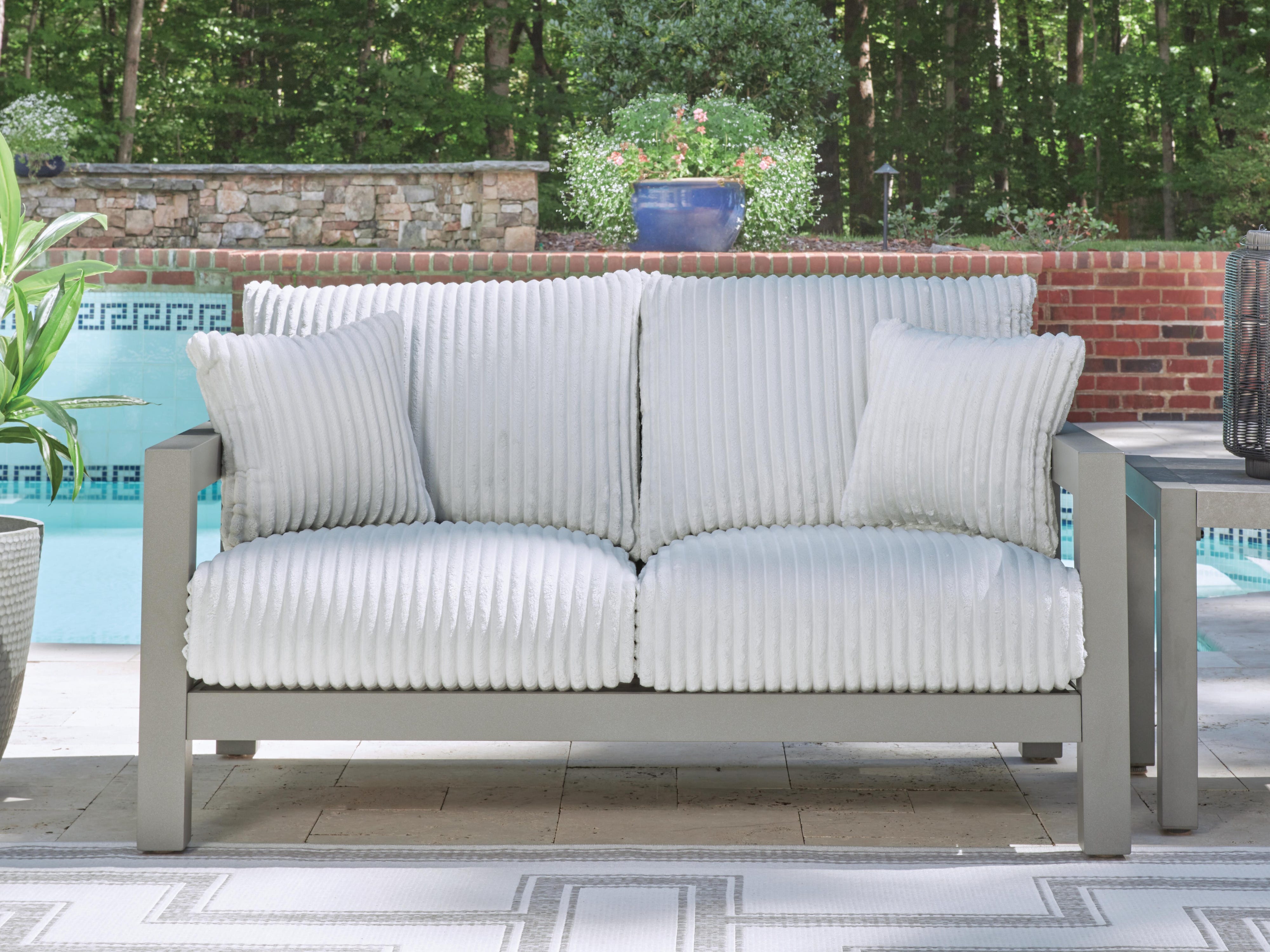 Hurley Park Outdoor Sofa and Loveseat