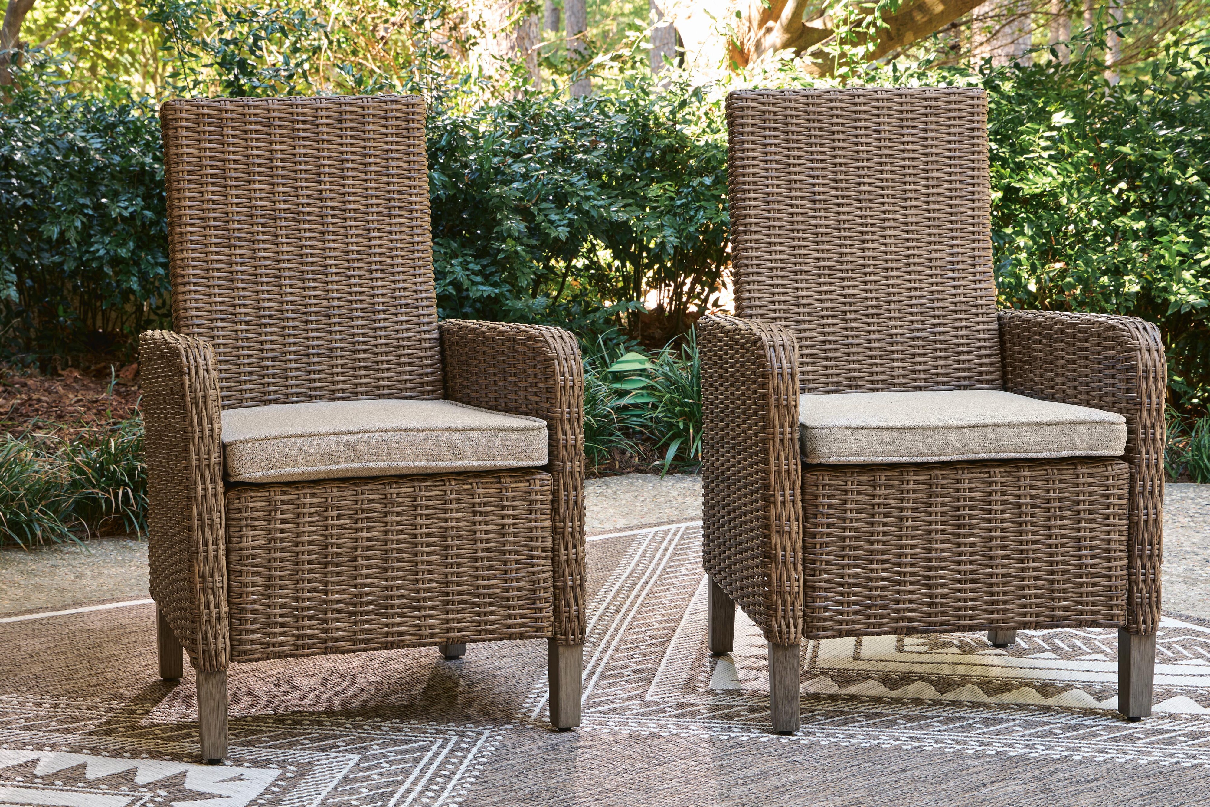 Laguna Heights Outdoor Dining Table and 4 Chairs and Bench