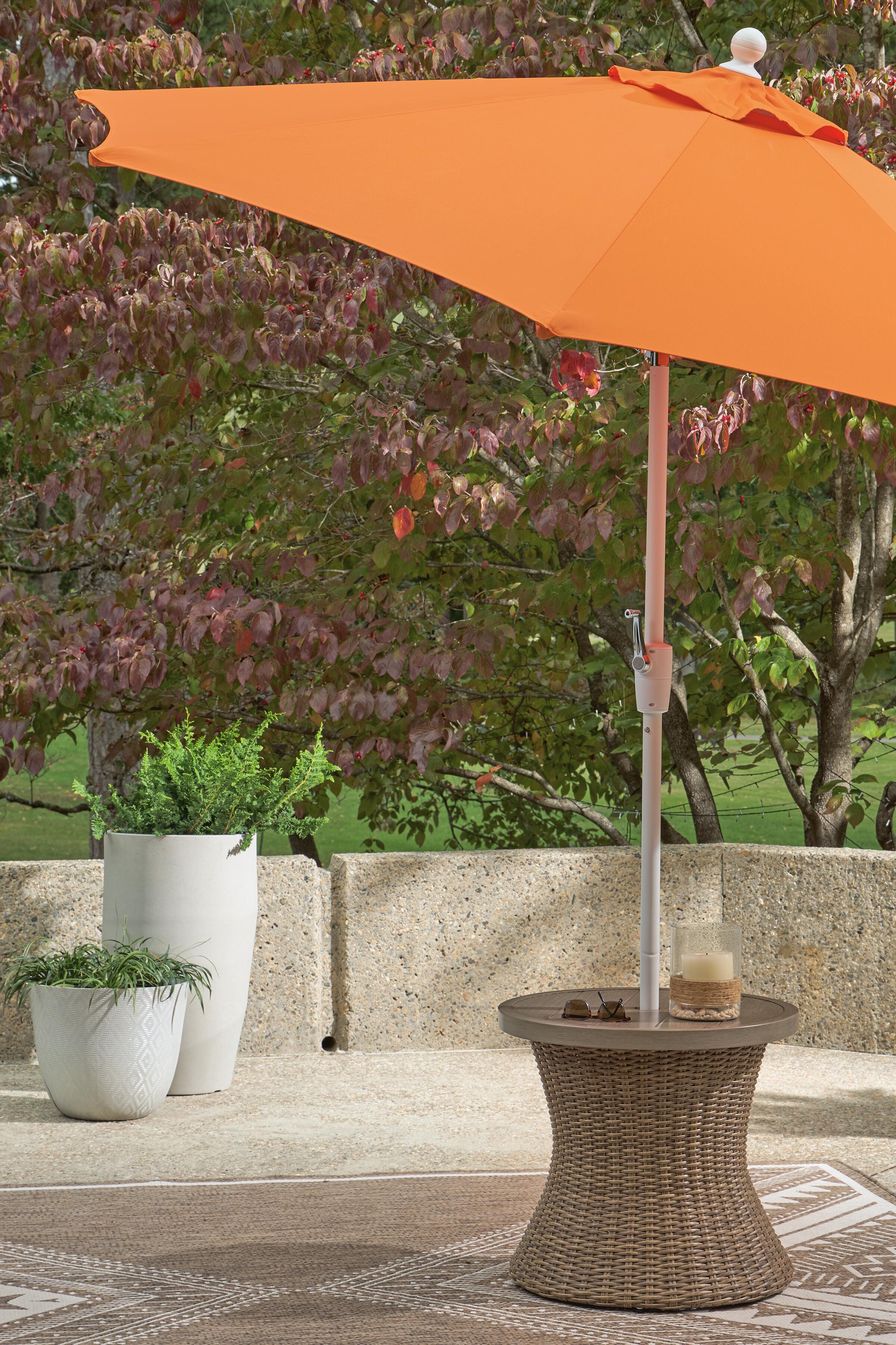 Laguna Heights Outdoor End Table