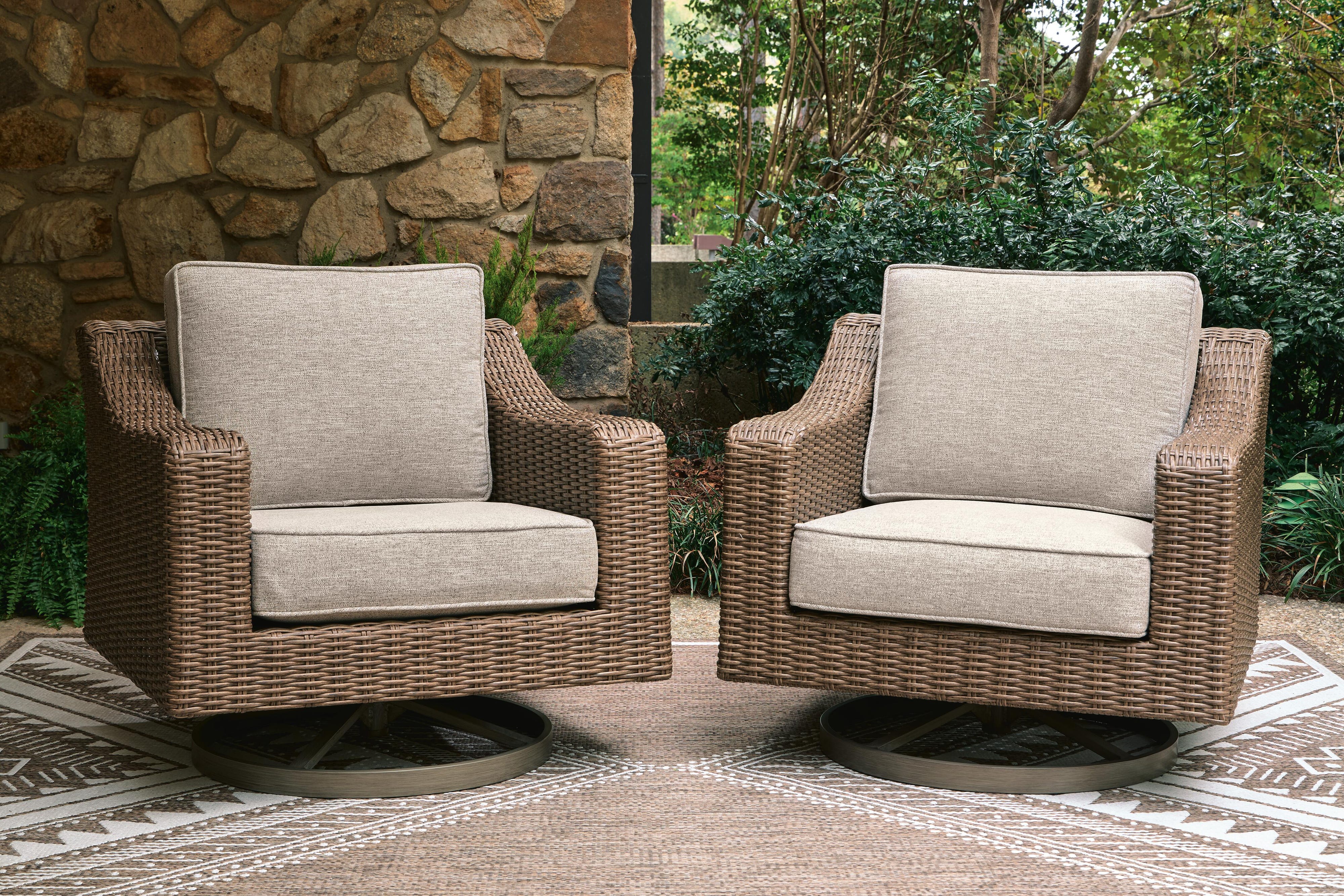 Laguna Heights Outdoor Sofa with 2 Lounge Chairs