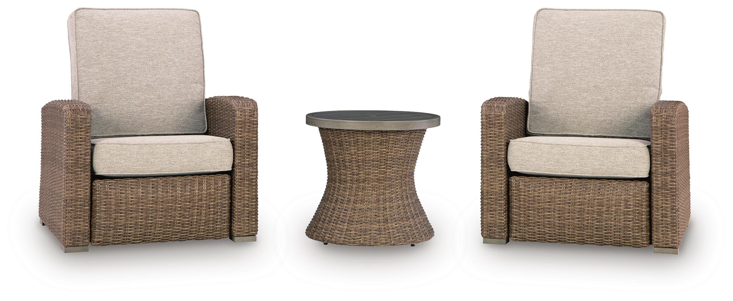 Laguna Heights 2 Outdoor Recliners and End Table
