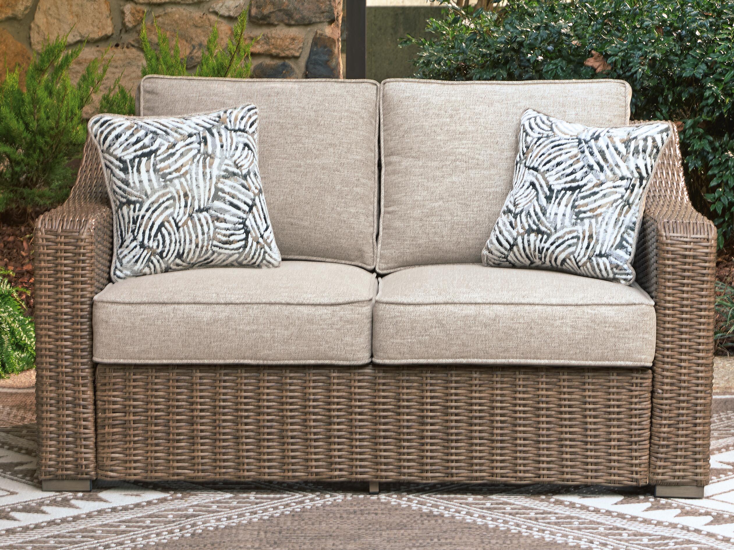 Laguna Heights Outdoor Sofa and Loveseat