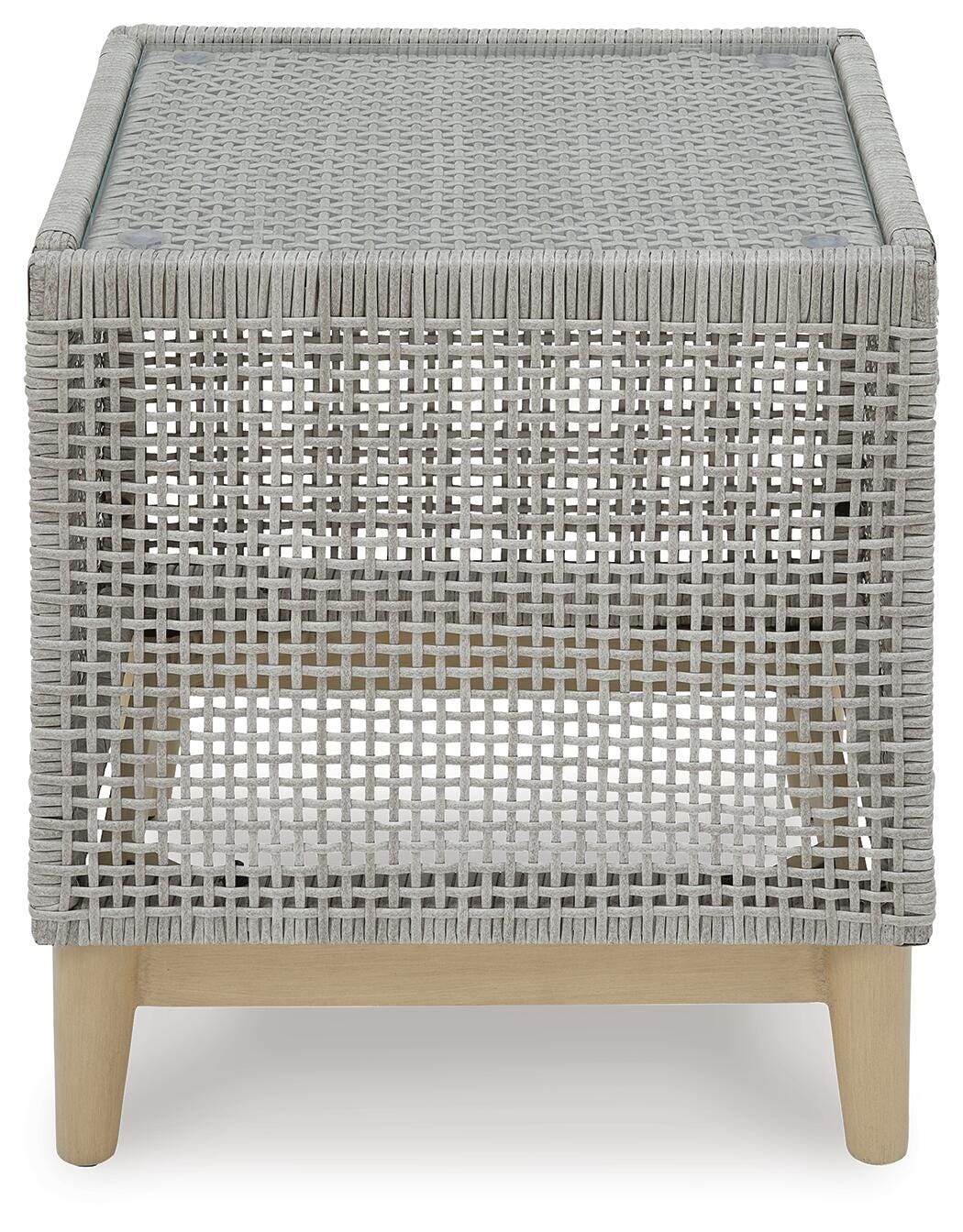 Seton Creek 2 Outdoor Lounge Chairs with End Table