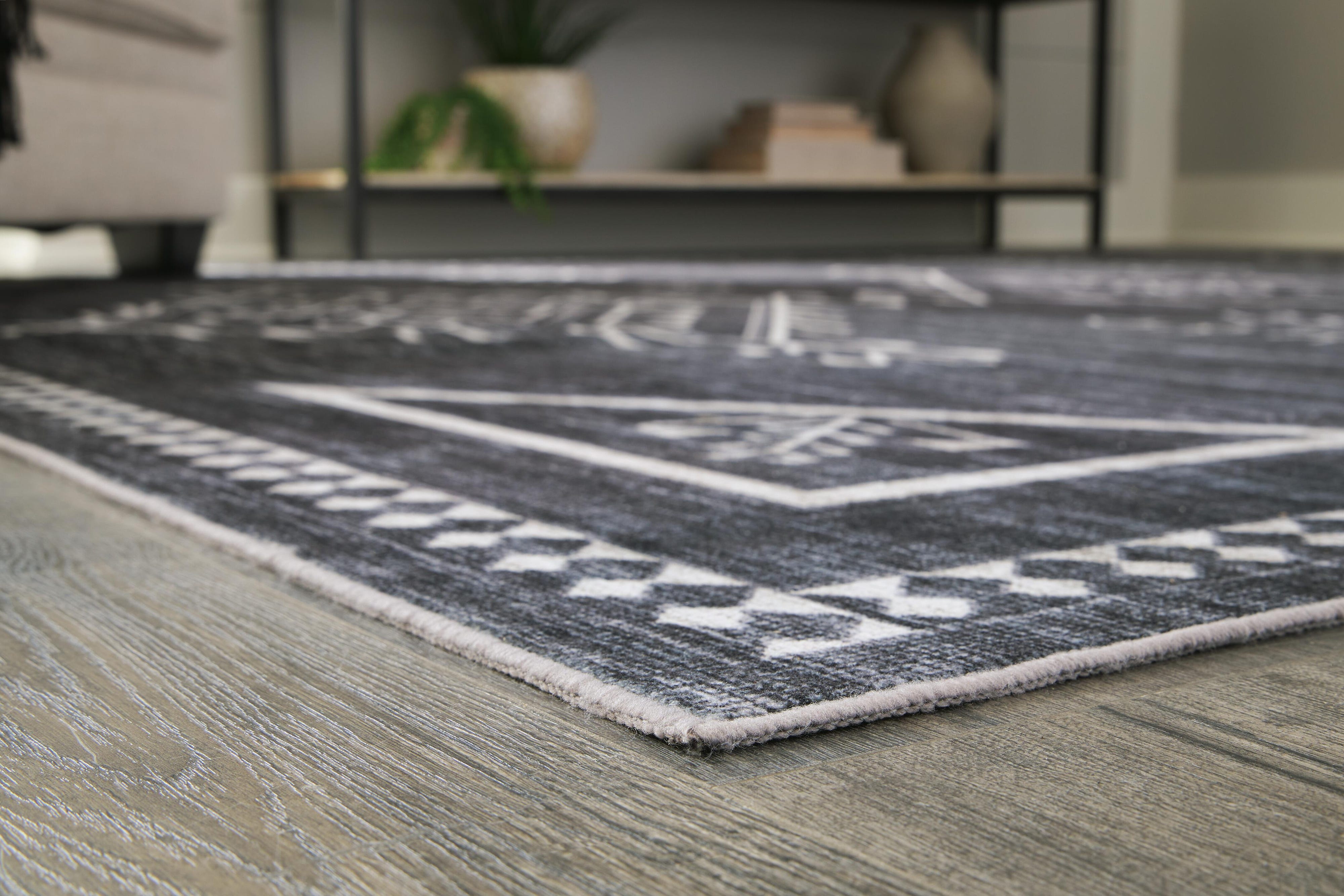 Arloman Washable Rug