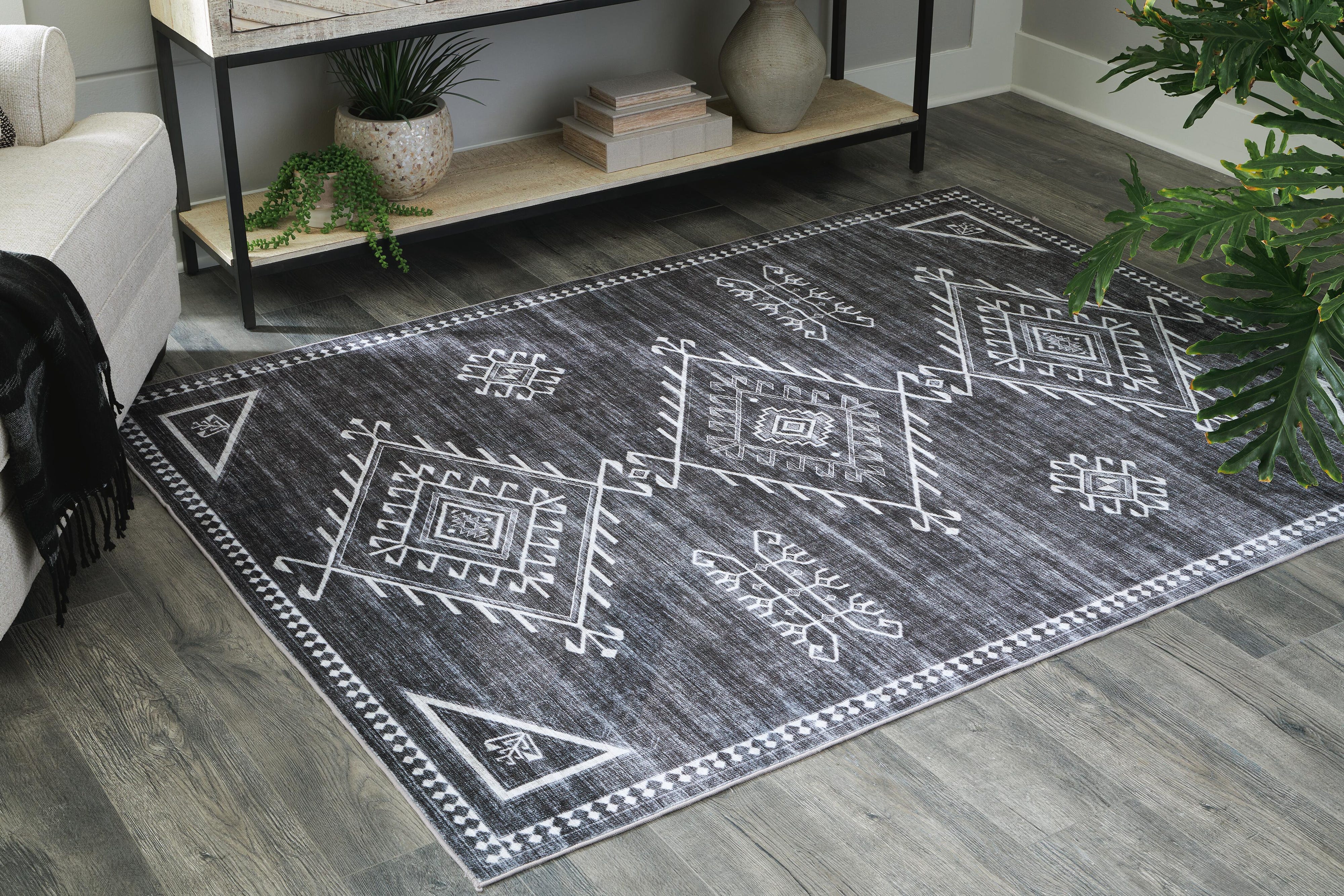 Arloman Washable Rug