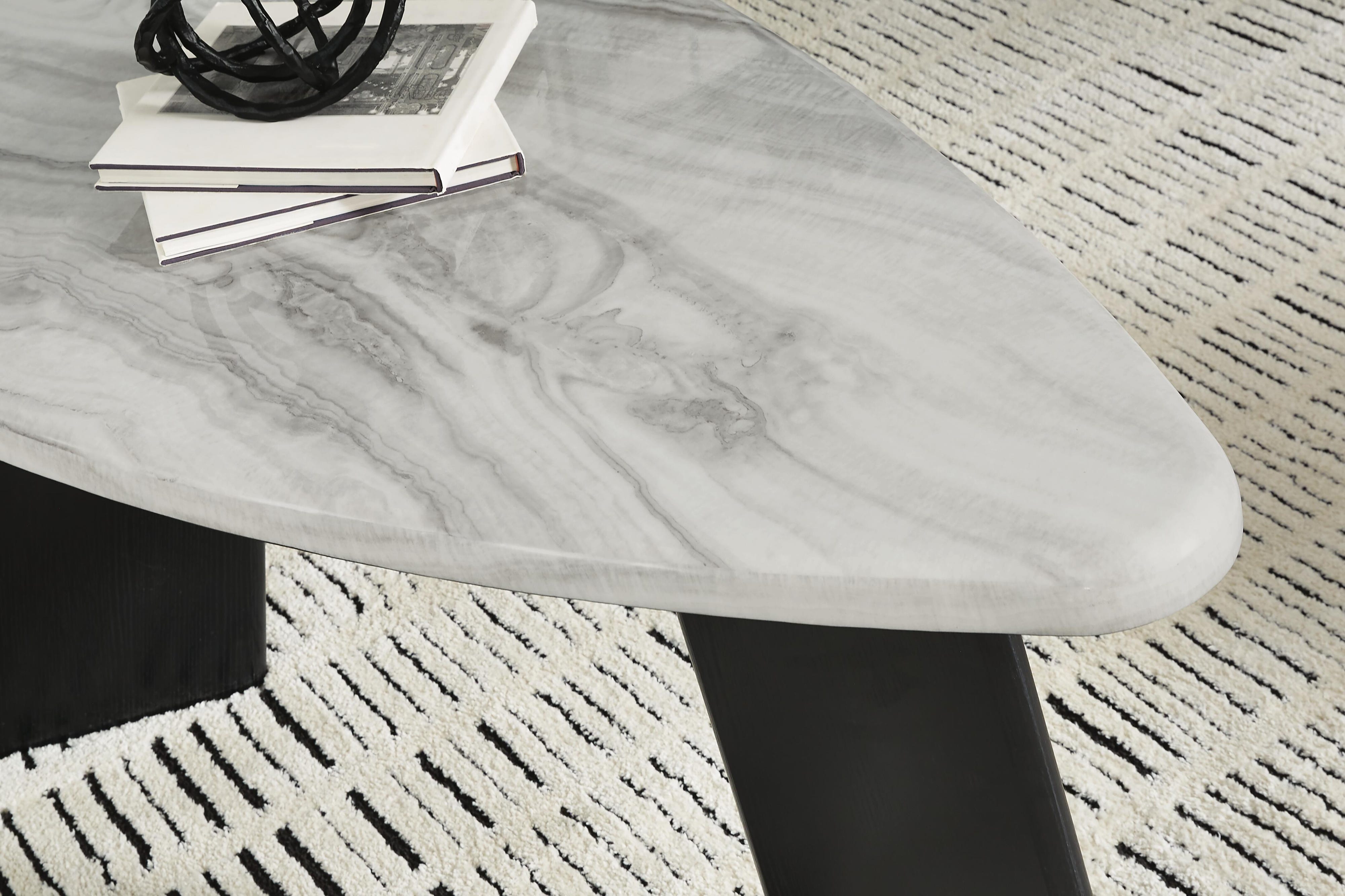 Lilyberg Table (Set of 3)