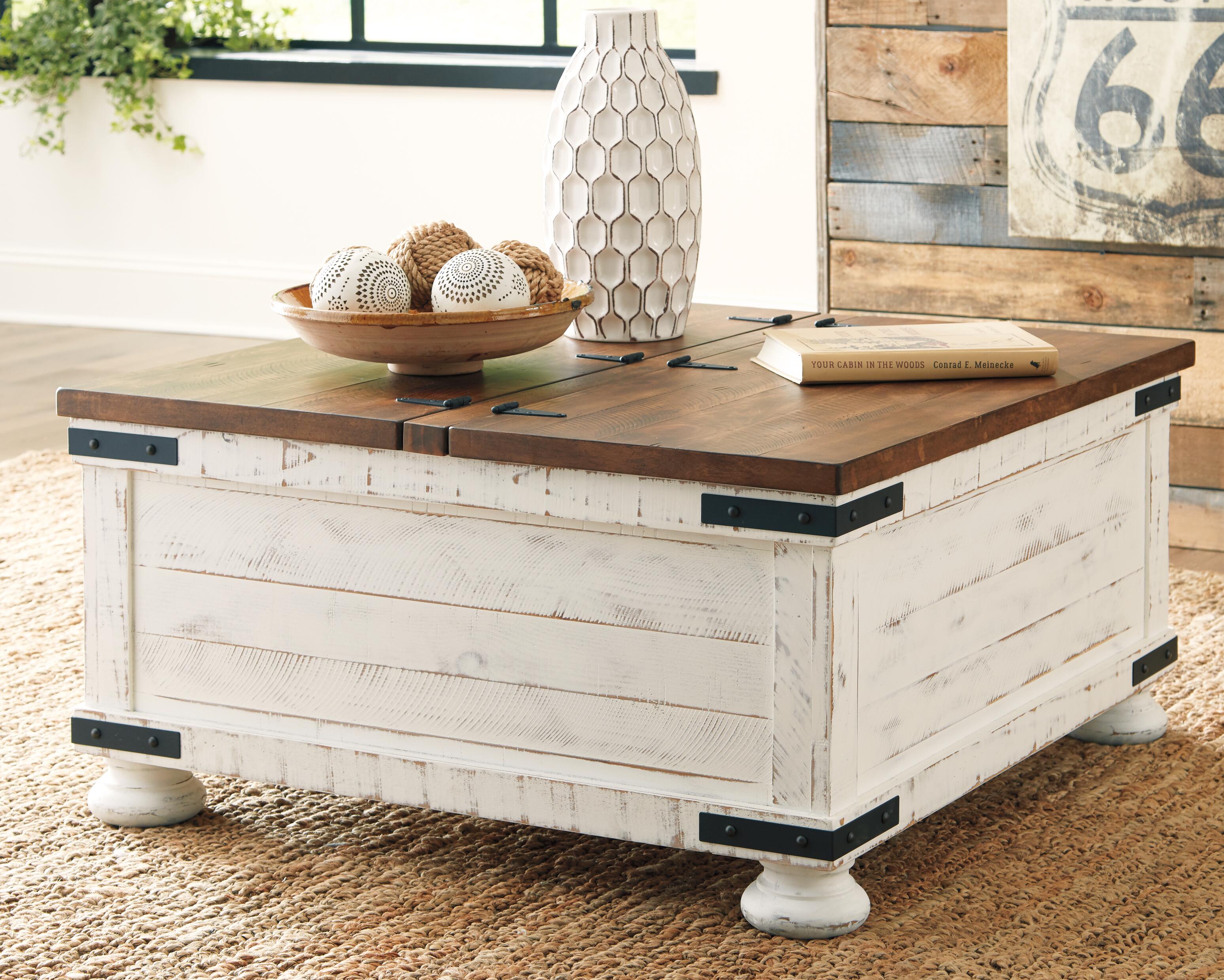 Wystfield Coffee Table with 2 End Tables