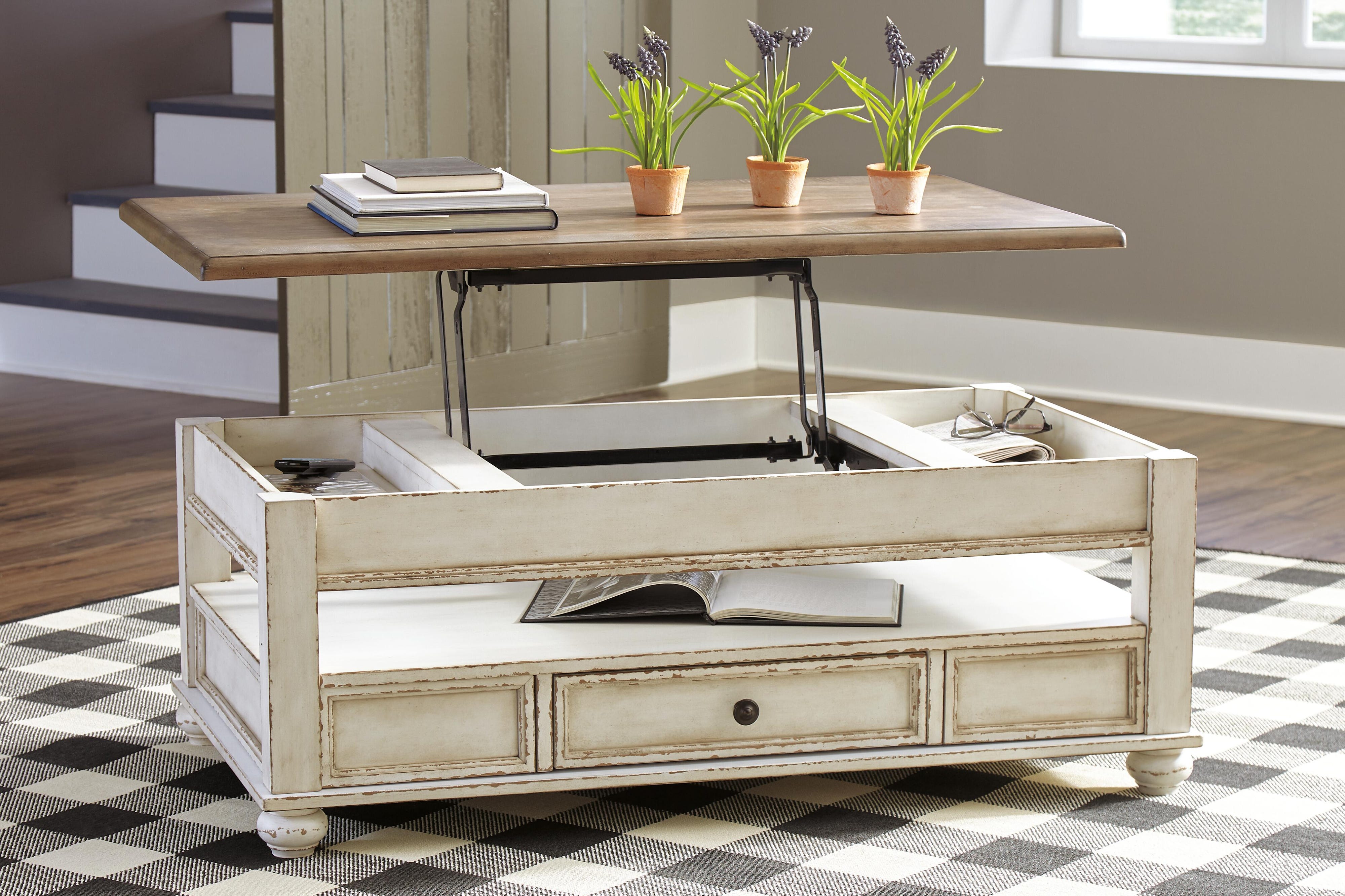 Realyn Coffee Table with Lift Top