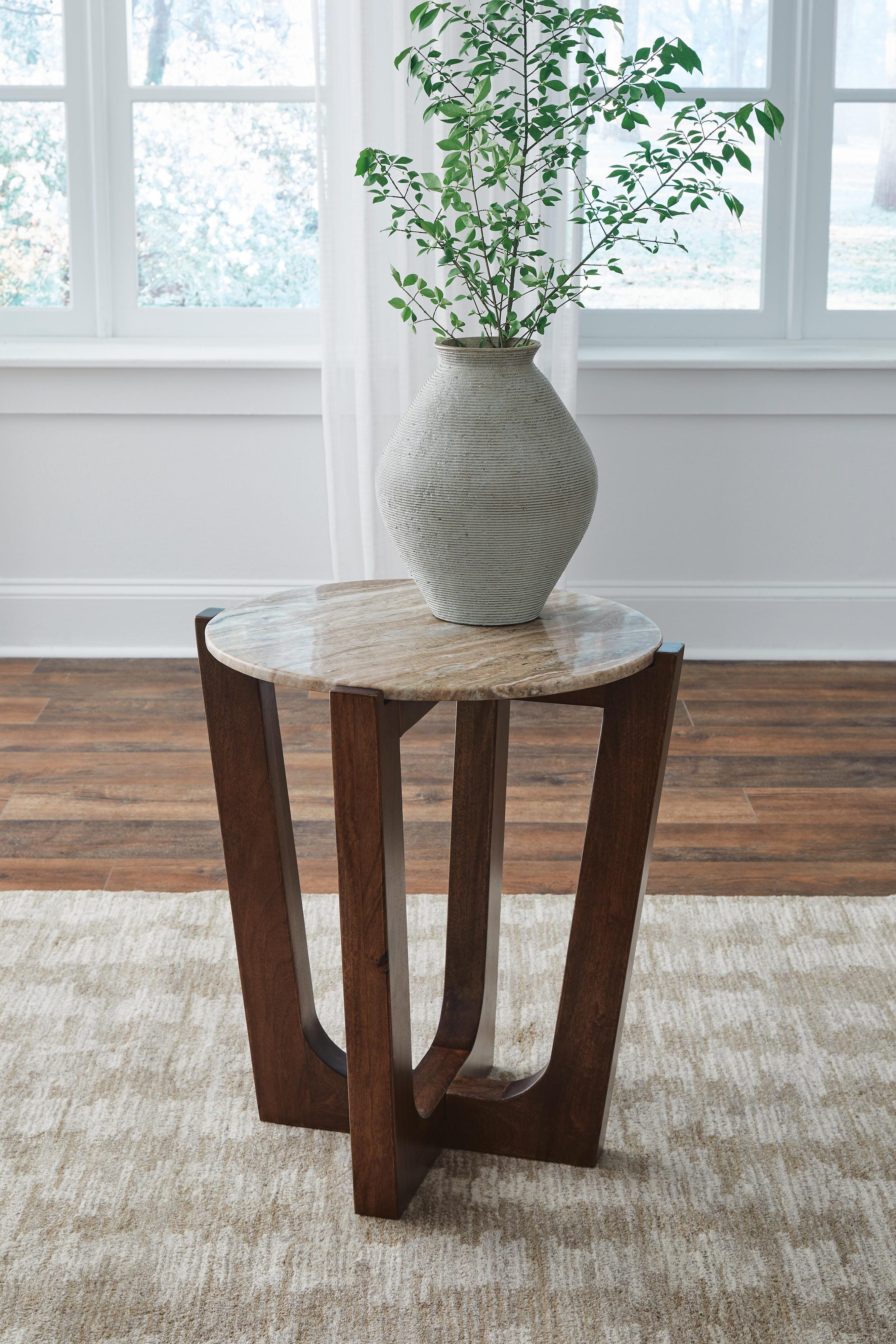Tanidore Coffee Table with 1 End Table