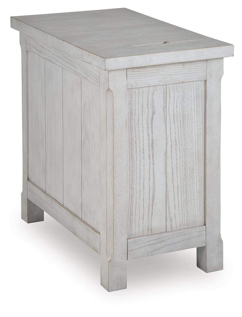 Robbinsdale Chairside End Table