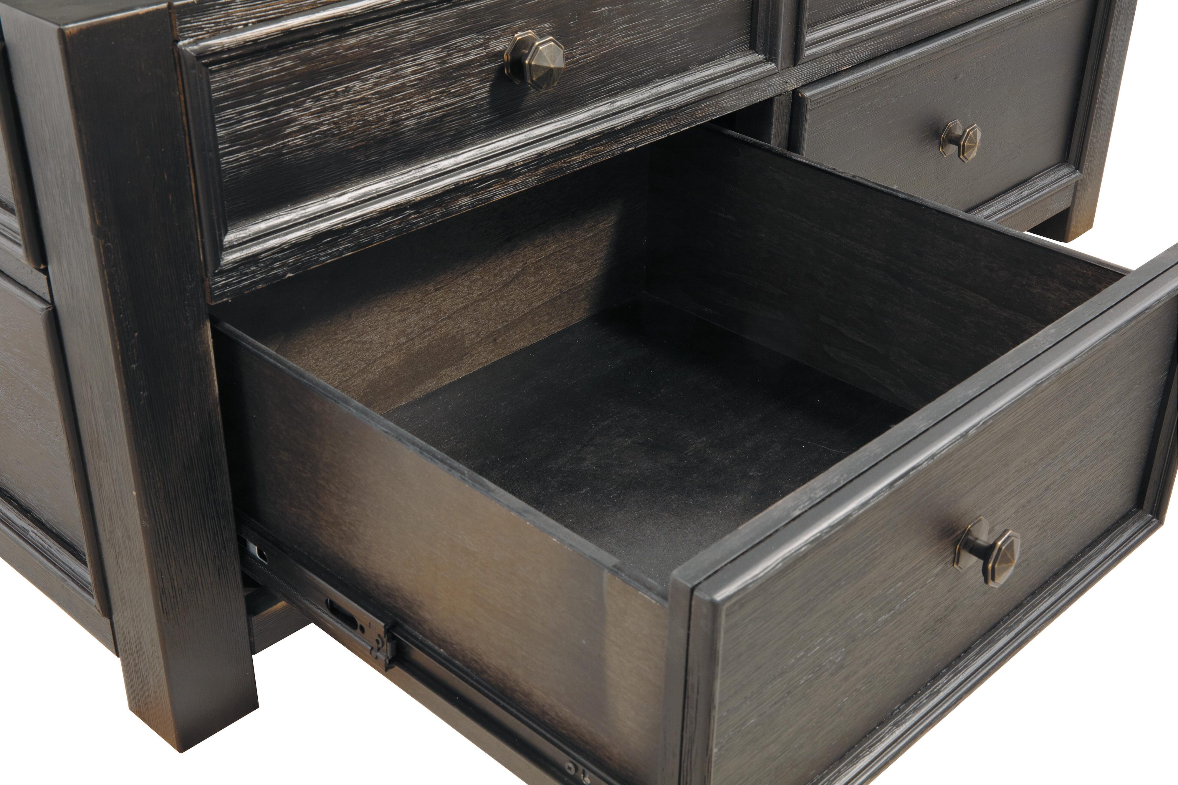 Tyler Creek Coffee Table with 2 End Tables