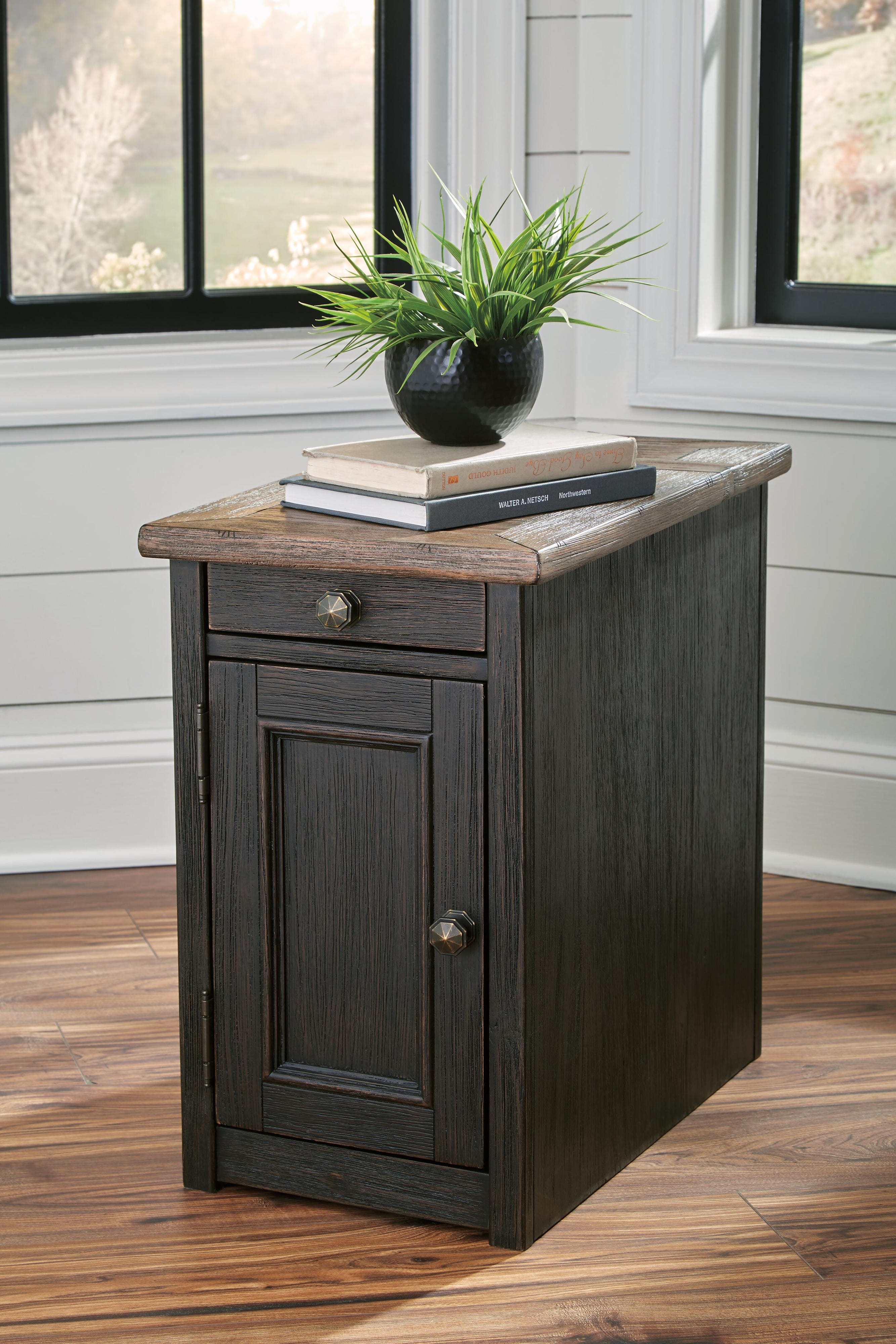 Tyler Creek 2 End Tables with USB Charging