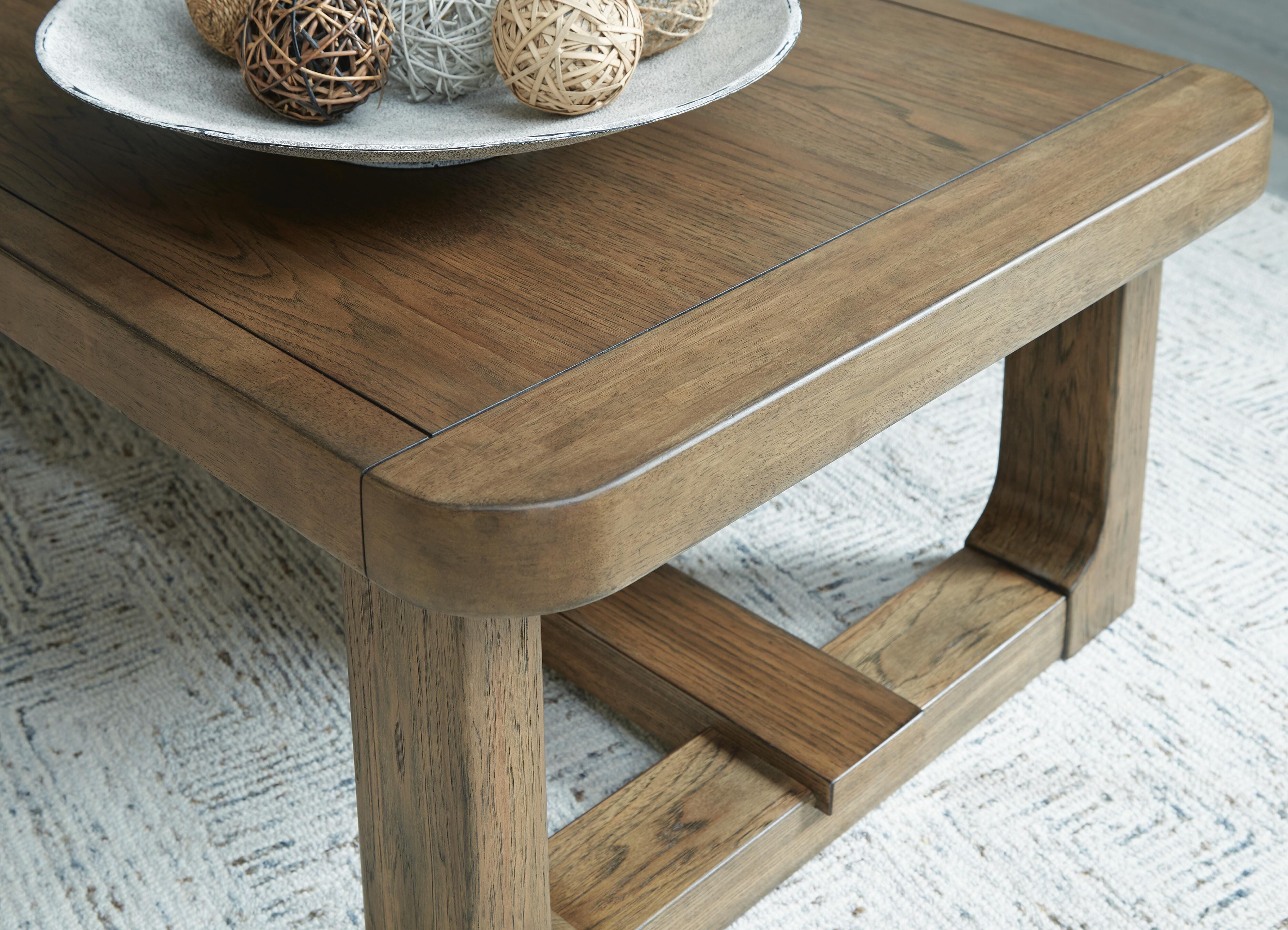 Cabalynn Coffee Table with 1 End Table
